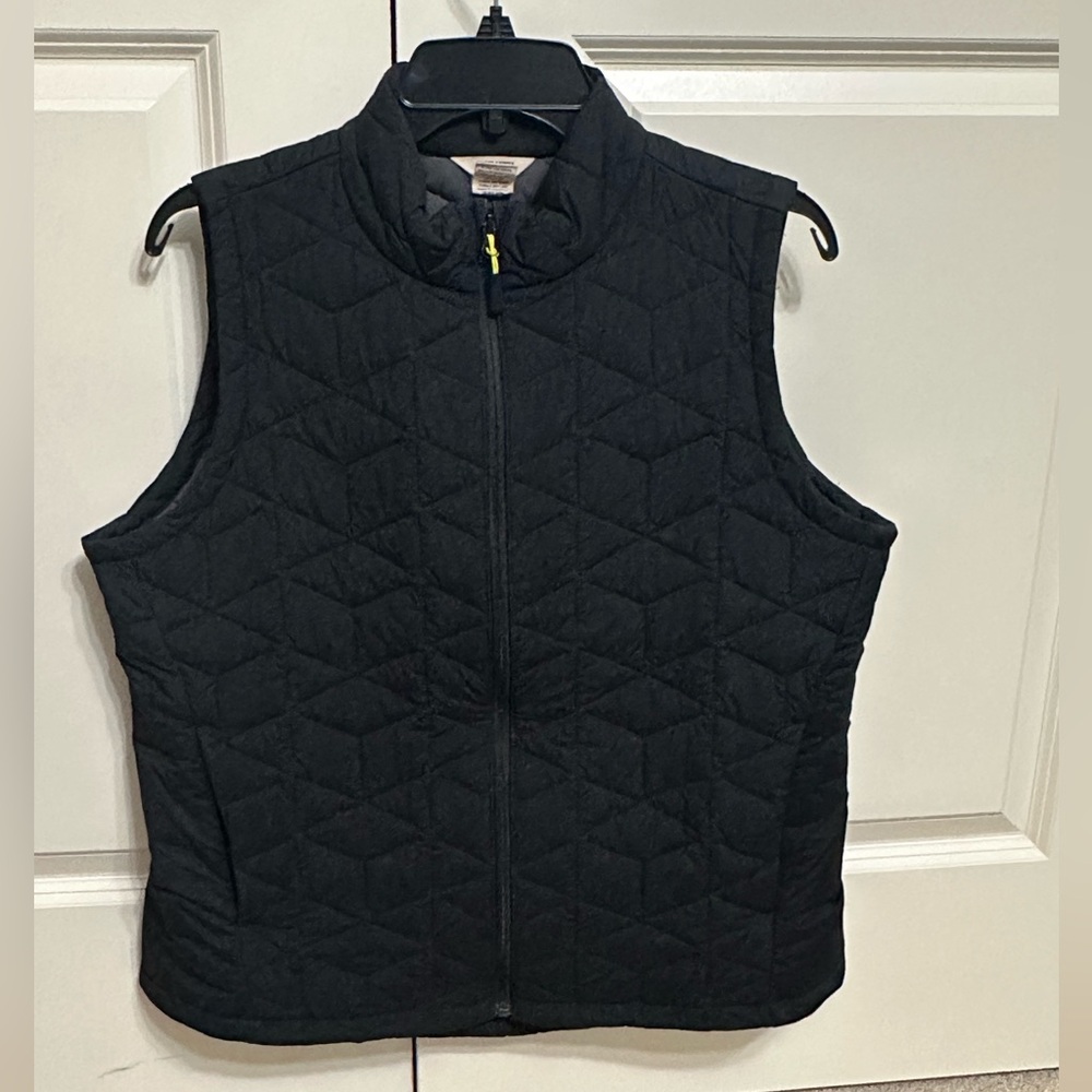 Duluth Trading Co Black Quilted Vest